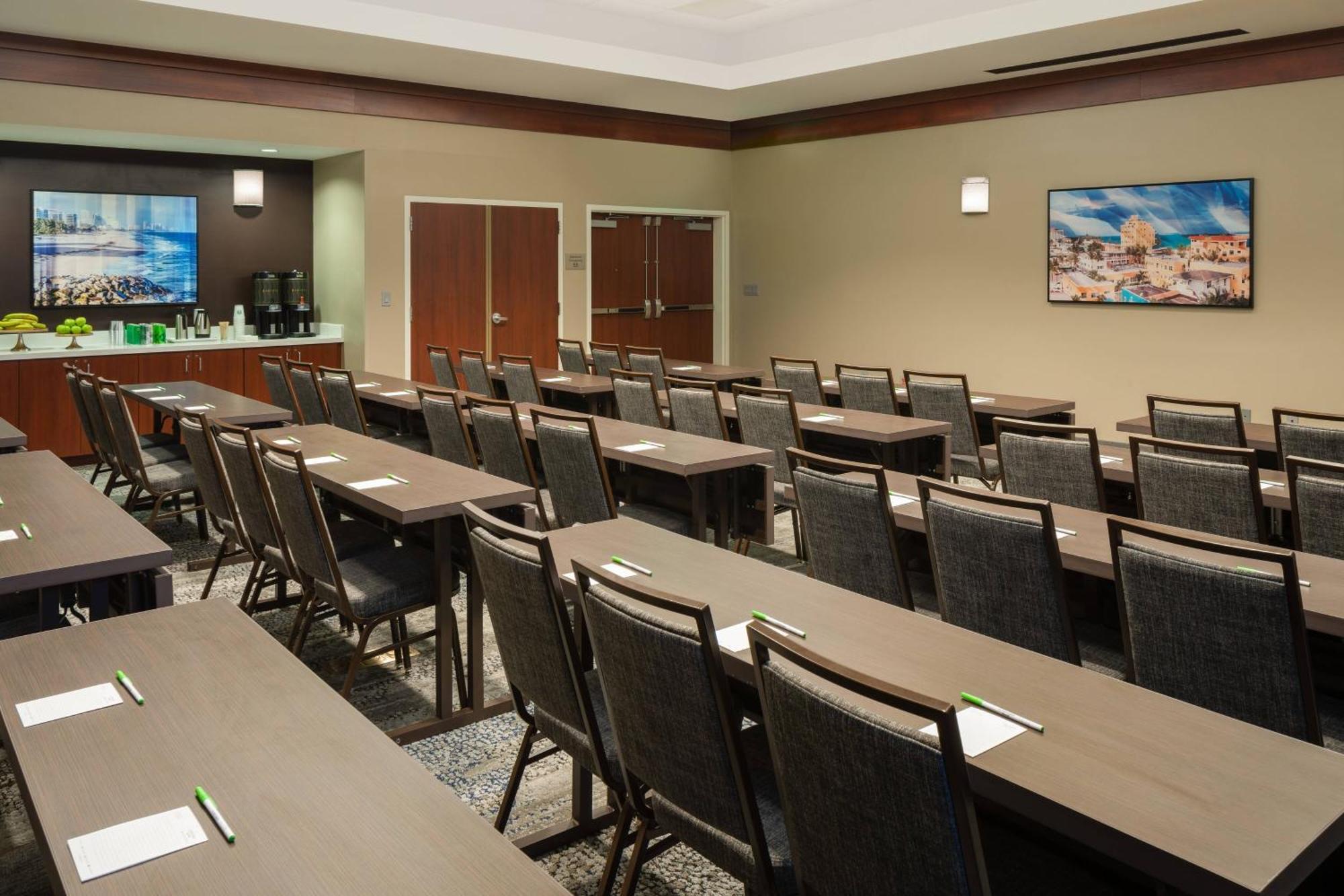 Courtyard By Marriott Fort Lauderdale Airport & Cruise Port Dania Beach Εξωτερικό φωτογραφία