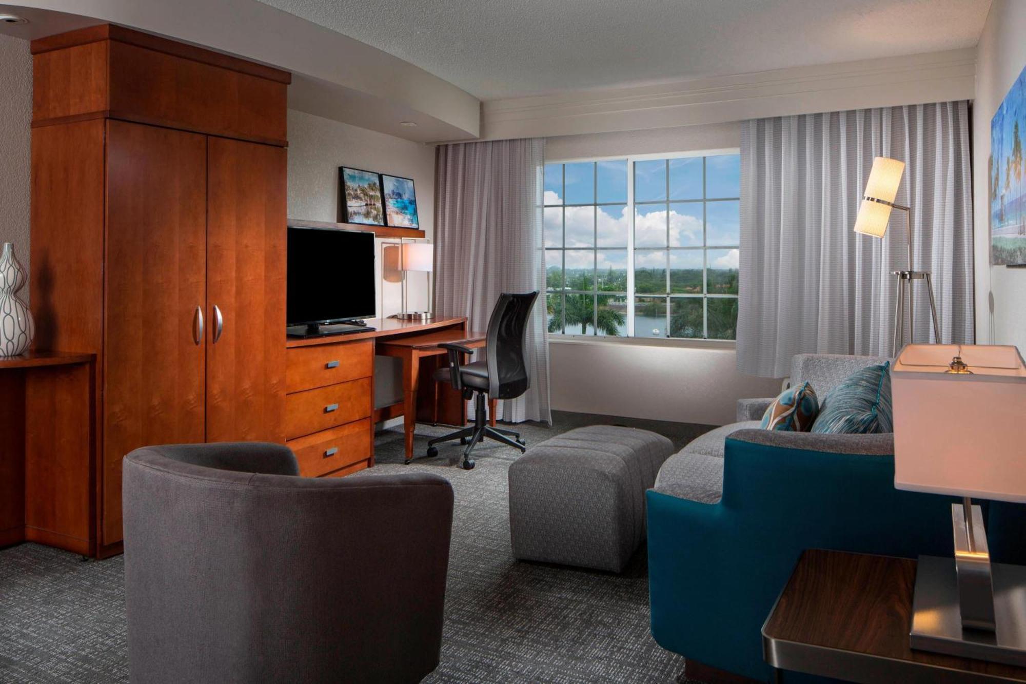Courtyard By Marriott Fort Lauderdale Airport & Cruise Port Dania Beach Εξωτερικό φωτογραφία