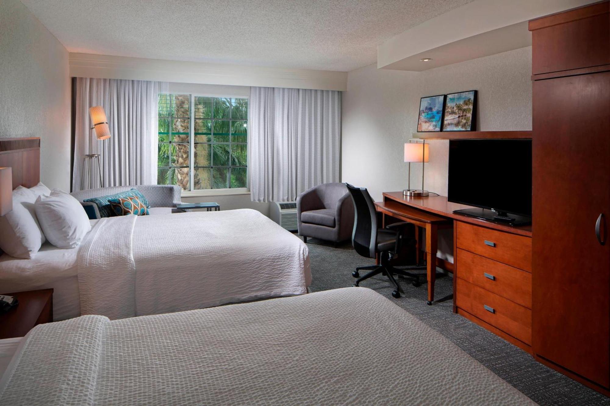 Courtyard By Marriott Fort Lauderdale Airport & Cruise Port Dania Beach Εξωτερικό φωτογραφία